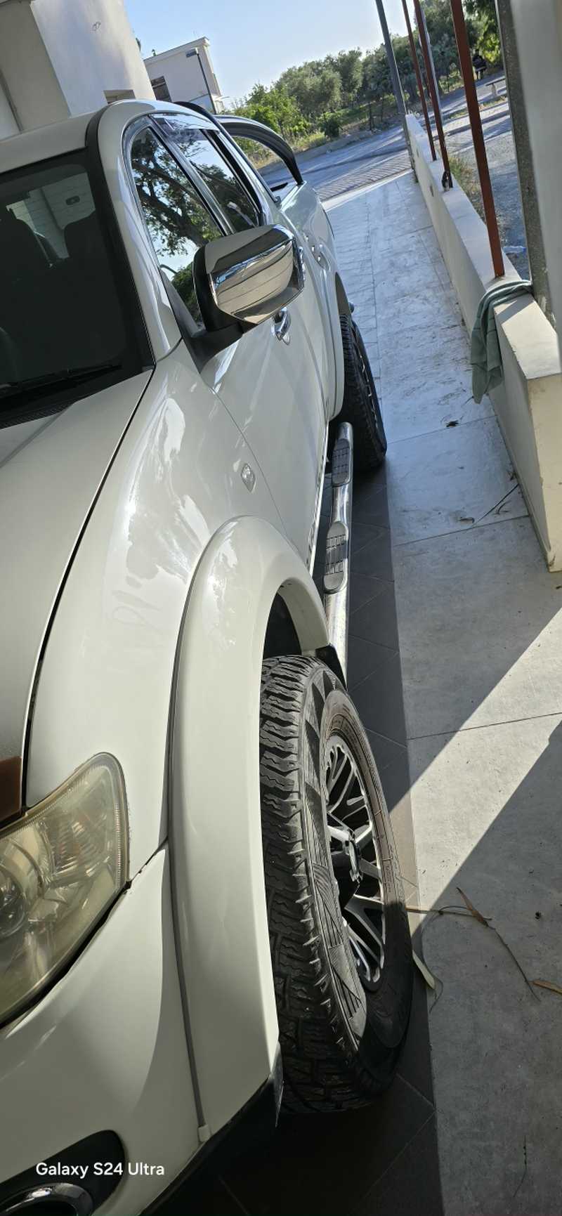 2010 Mitsubishi L200 2,5L 2010 Cyprus