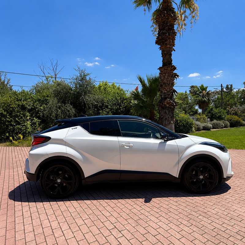 2022 Toyota C-HR 1,8L 2022 Cyprus