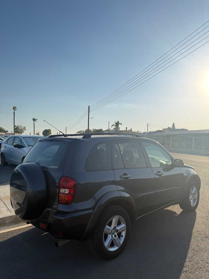 2005 Toyota RAV4 2,0L 2005 Cyprus