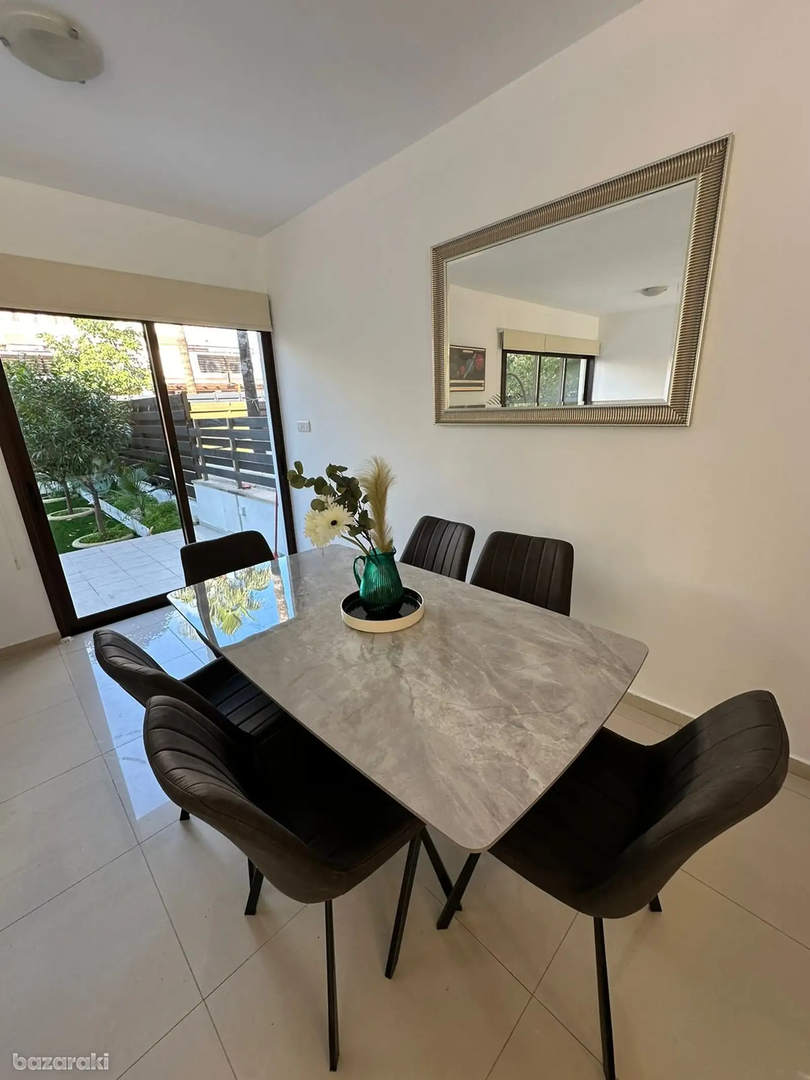 Maisonette, 3 bedrooms — 7