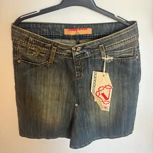 Vintage denim midi skirt, Επαρχία Λάρνακας — Αραδίππου - Άγιος Φανούριος