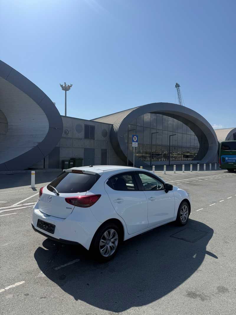 Mazda 2 1,5L 2022