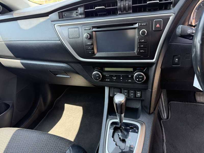 2013 Toyota Auris 1,6L 2013 Cyprus