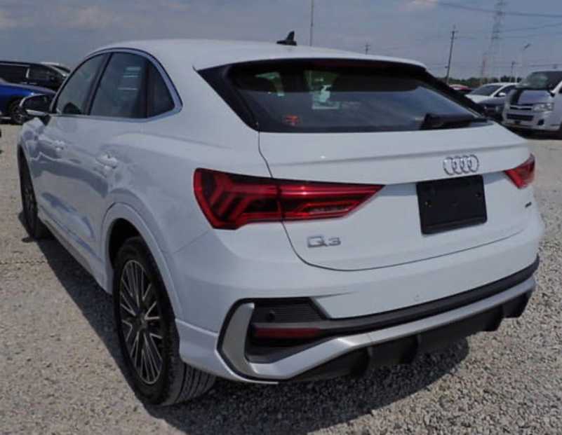 2022 Audi Q3 2,0L 2022 Cyprus