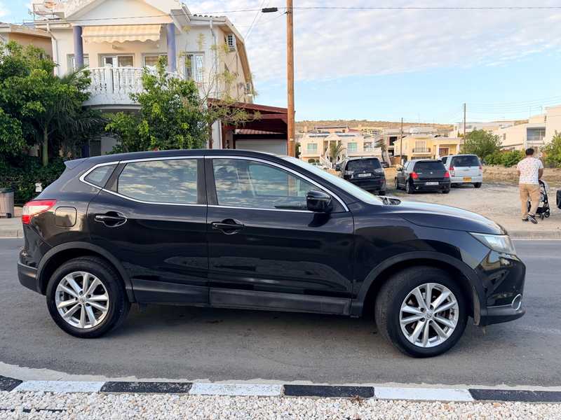 2017 Nissan Qashqai 1,2L 2017 Cyprus
