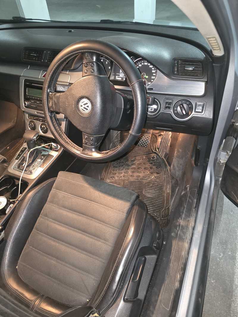 2009 Volkswagen Passat 2,0L 2009 Cyprus
