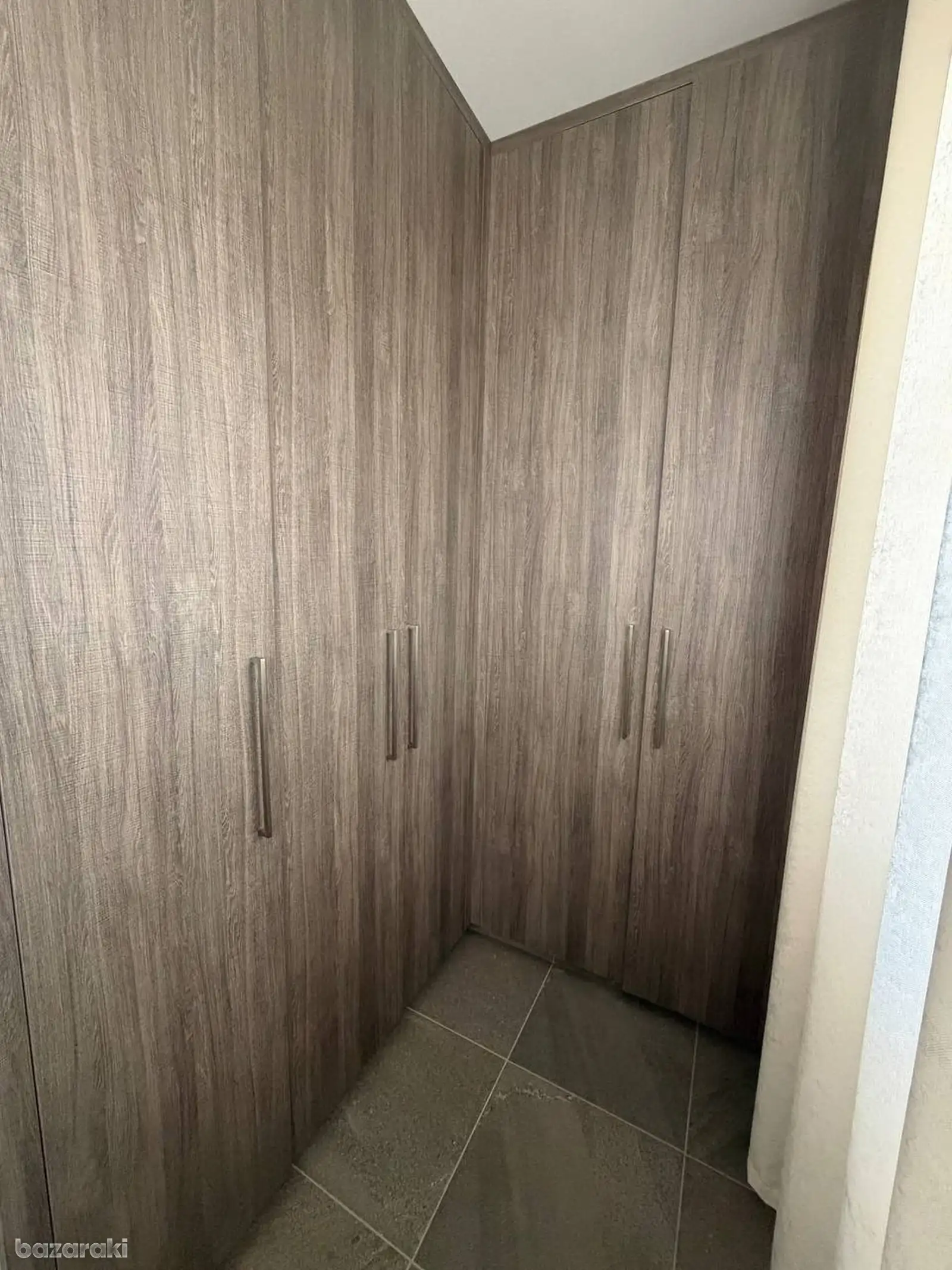 House, 3 bedrooms — 12