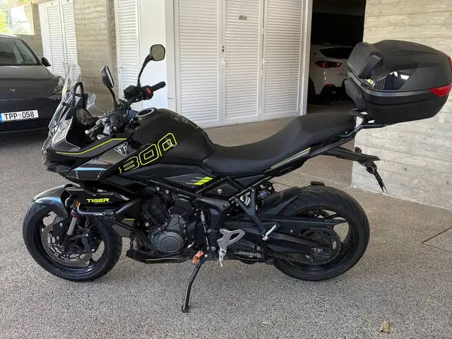 Triumph tiger sport 800, Επαρχία Λεμεσού — Πολεμίδια - Ανθούπολη