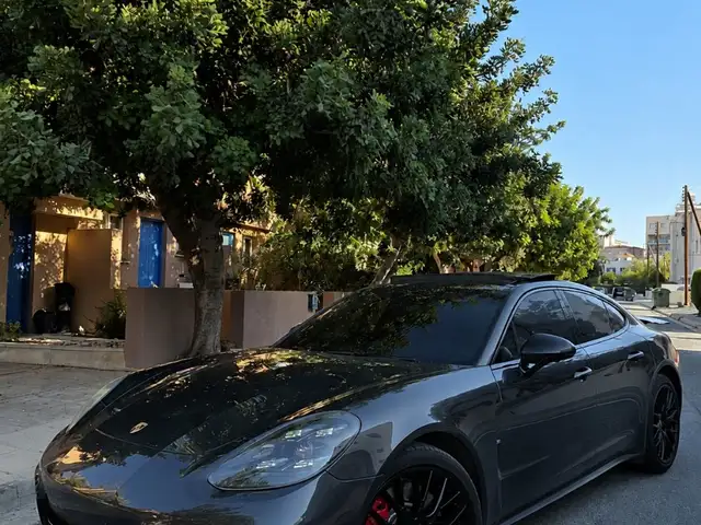 Porsche Panamera