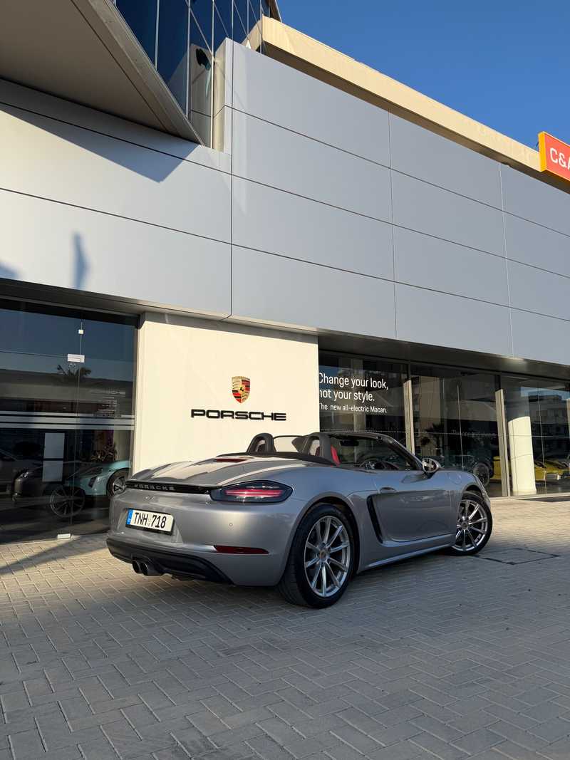2016 Porsche 718 2,0L 2016 Cyprus