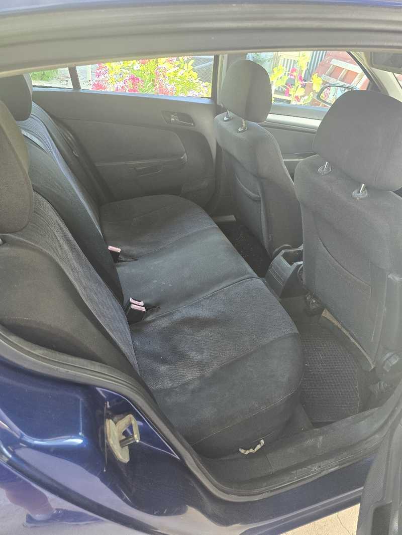 2004 Opel, Vauxhall Astra 1,4L 2004 Cyprus