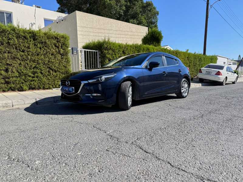 Mazda Axela 1,5L 2019