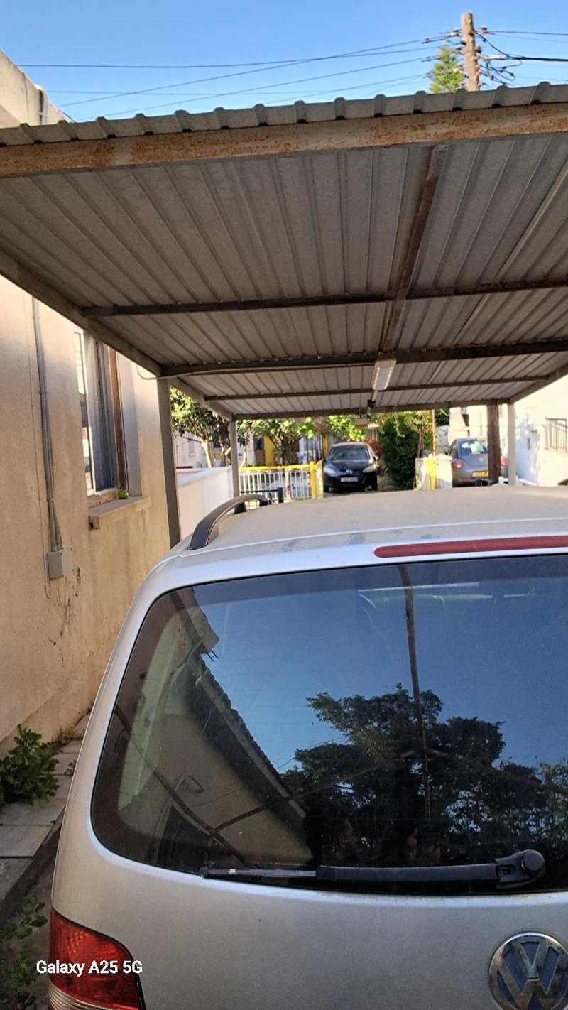 2005 Volkswagen Touran 1,6L 2005 Cyprus