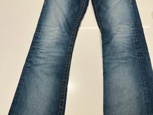 Jeans pair of true religion world size 43, Επαρχία Λευκωσίας — Λακατάμεια - Αρχαγγέλος-Ανθούπολη