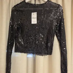 Black sequin top stradivarius xs with tags, Limassol — Limassol - Agia Zoni