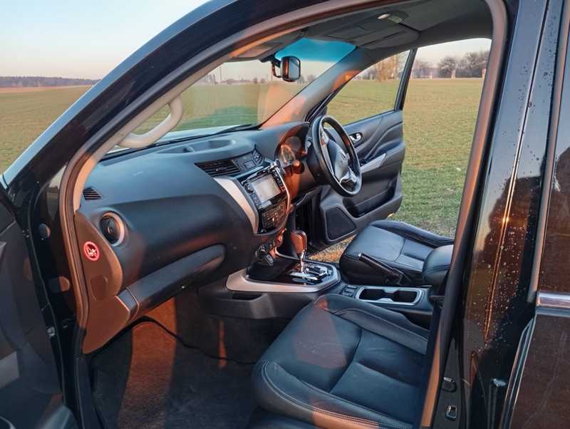 2017 Nissan Navara 2,3L 2017 Cyprus