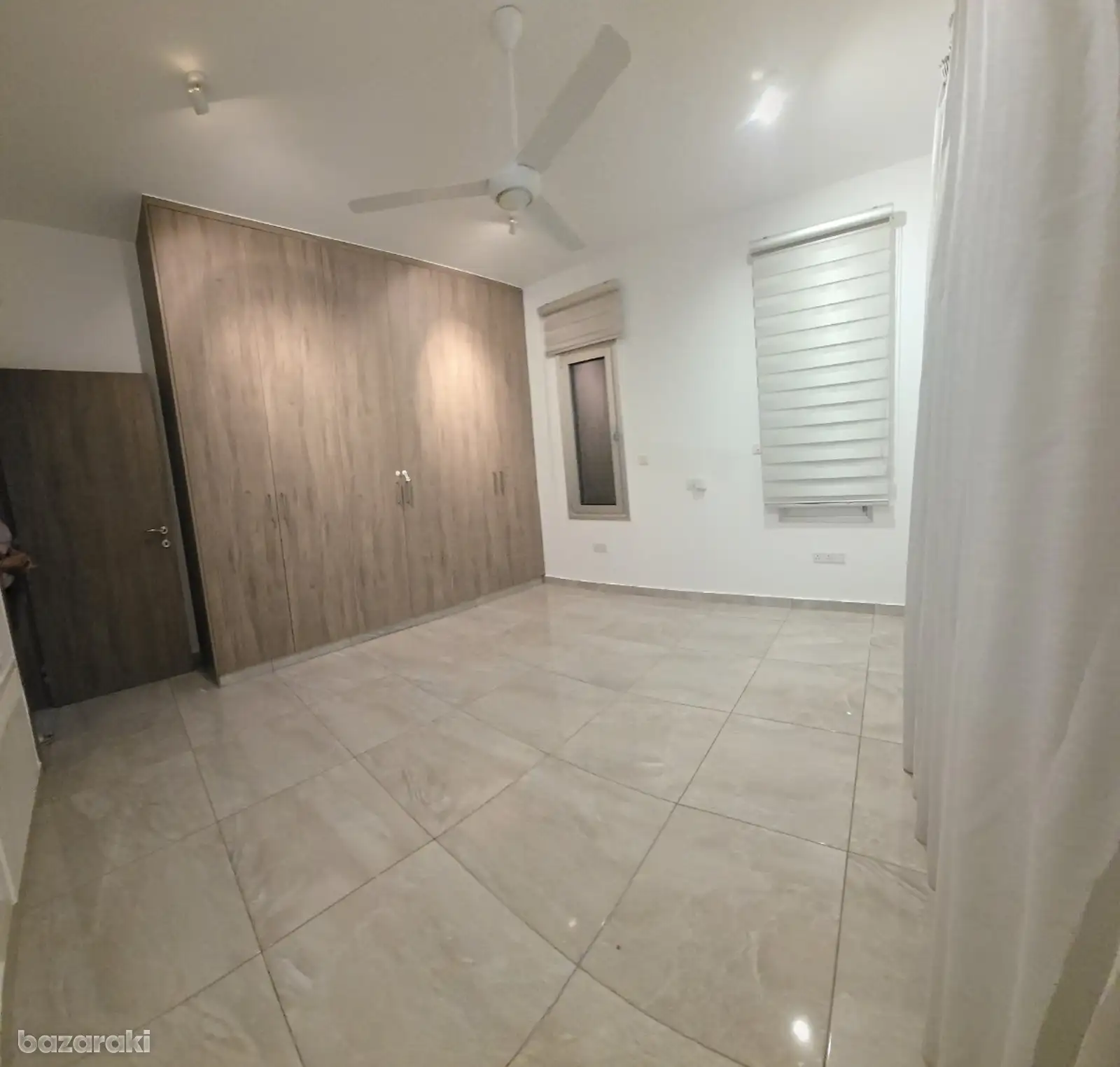 House, 4 bedrooms — 10