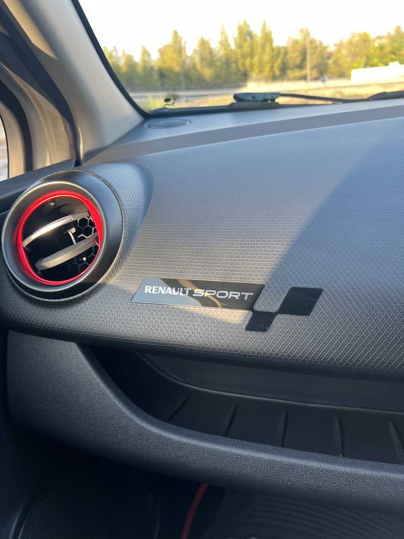 2017 Renault Clio 1,6L 2017 Cyprus