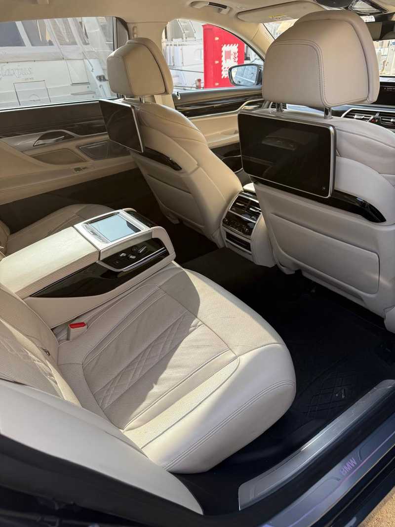 2020 BMW 7-Series 4,4L 2020 Cyprus