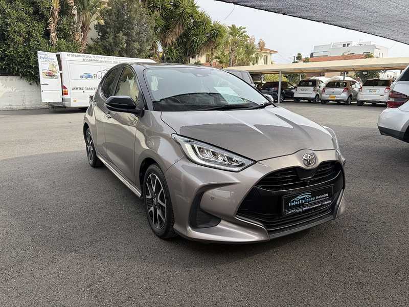 2022 Toyota Yaris 1,5L 2022 Cyprus