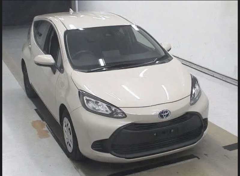 Toyota Aqua 1,5L 2024