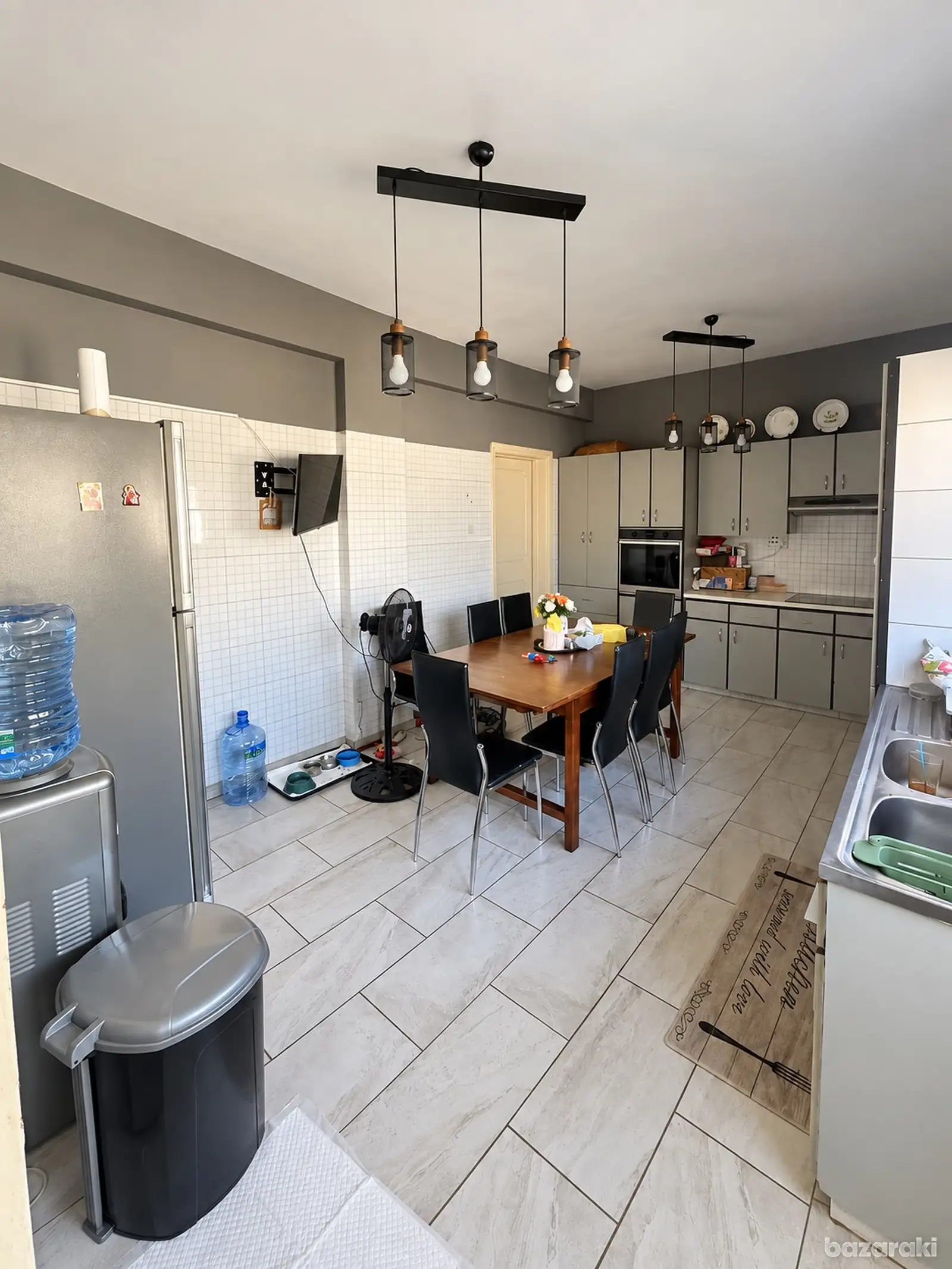 House, 3 bedrooms — 3