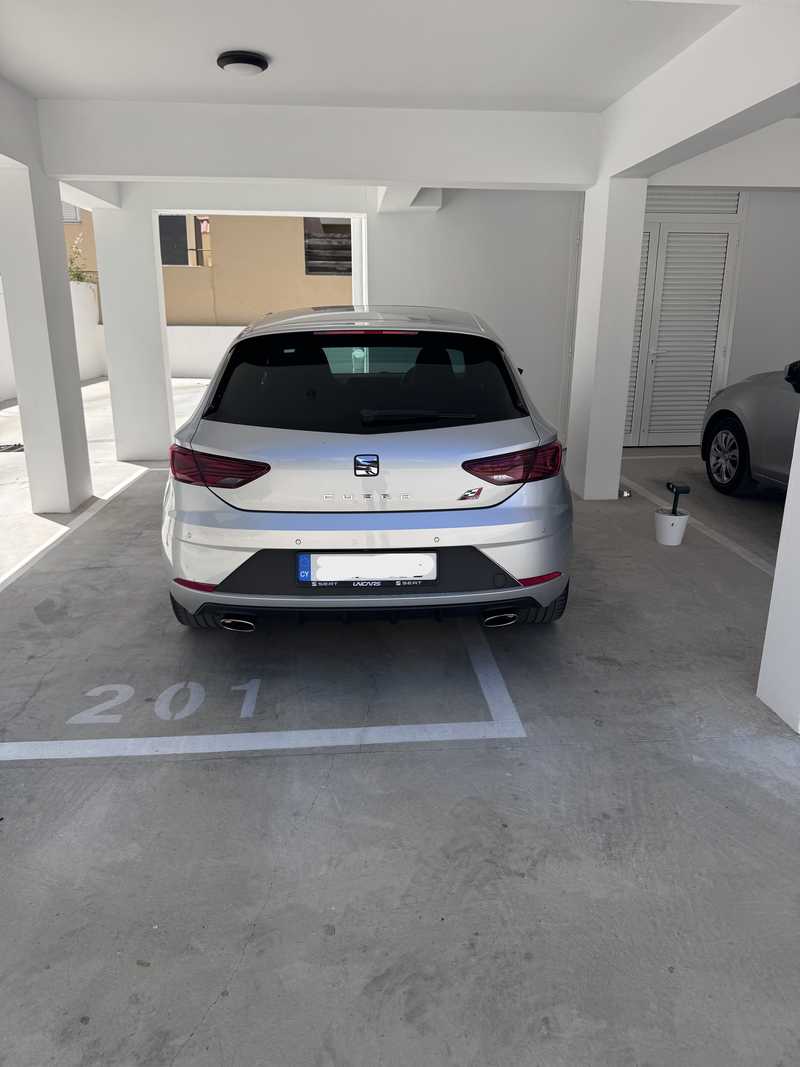 2017 Seat Leon Cupra 2,0L 2017 Cyprus