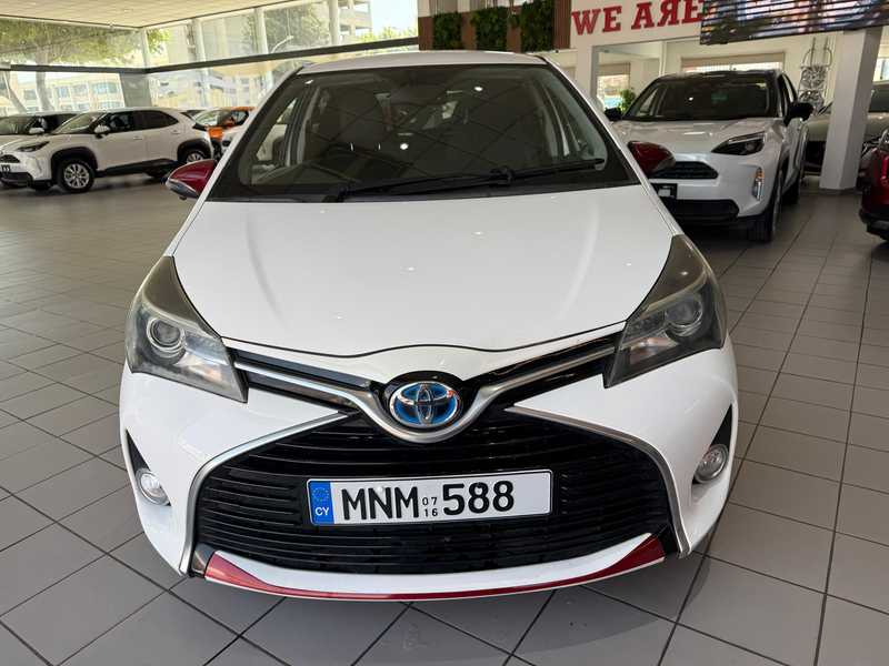 2016 Toyota Yaris 1,5L 2016 Cyprus