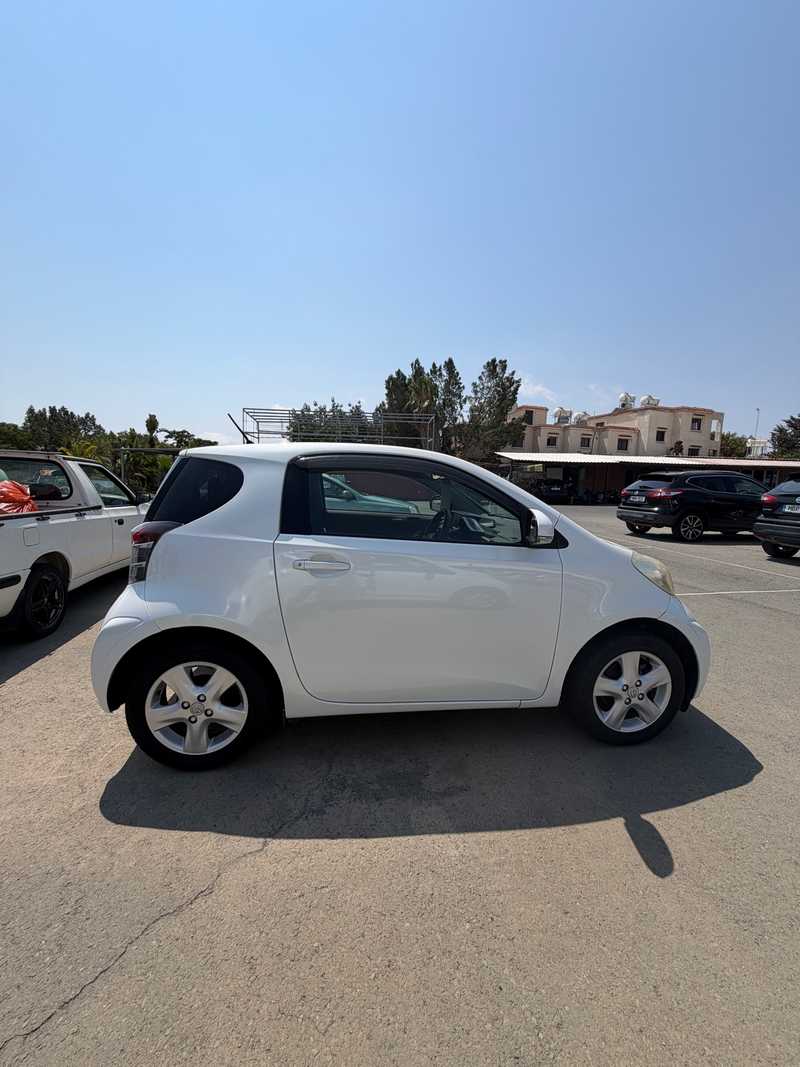 2009 Toyota IQ 1,0L 2009 Cyprus