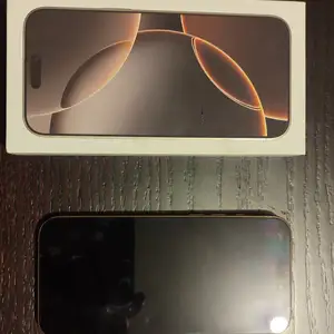 Iphone 16 pro, Επαρχία Λευκωσίας — Λατσιά - Άγιος Ελευθέριος