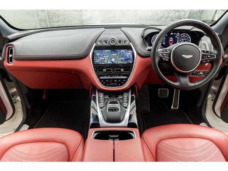 2023 Aston Martin DBX 4,0L 2023 Cyprus
