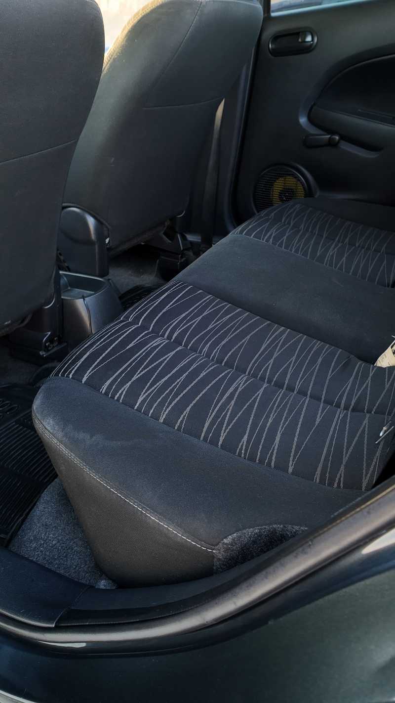 2009 Mazda 2 1,3L 2009 Cyprus