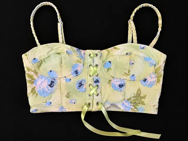 Stradivarius floral corset bustier, light green, size s, Paphos — Paphos - Agios Theodoros