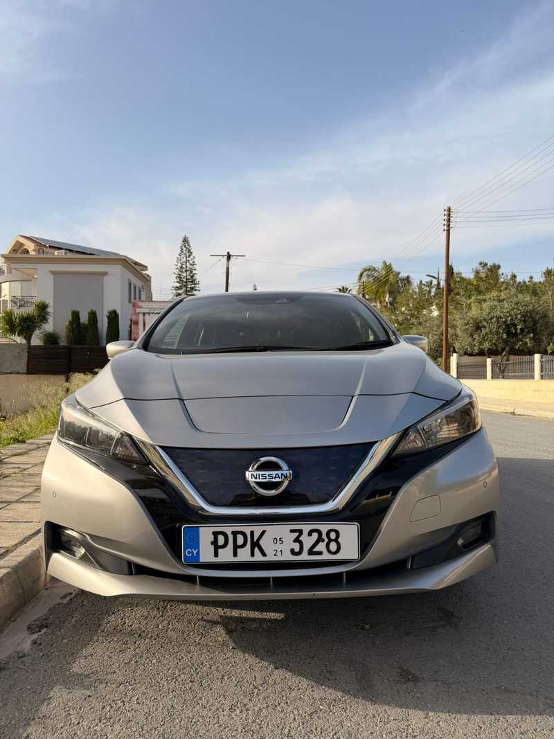Nissan Leaf Electric 2021