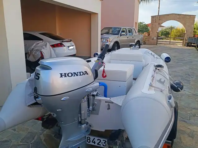 Φουσκωτή βάρκα honda 15hp, Paphos — Empa