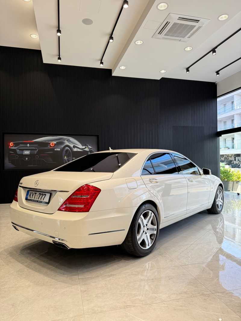 2010 Mercedes-Benz S-Class 5,5L 2010 Cyprus