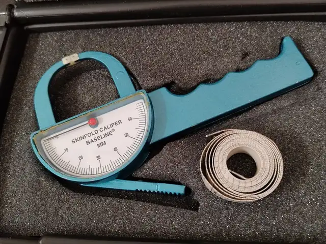 Δερματοπτυχομετρο αλουμινίου με θήκη, skinfold aluminum caliper with case., Επαρχία Λεμεσού — Λεμεσός - Μέσα Γειτονιά