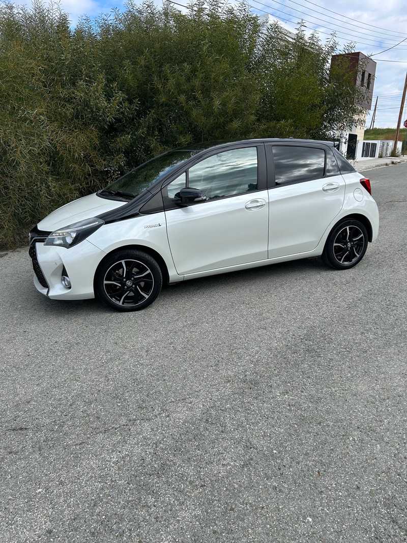 2016 Toyota Yaris 1,5L 2016 Cyprus