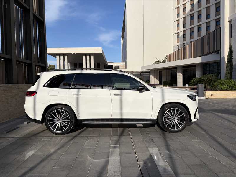2025 Mercedes-Benz GLS-Class 3,0L 2025 Cyprus