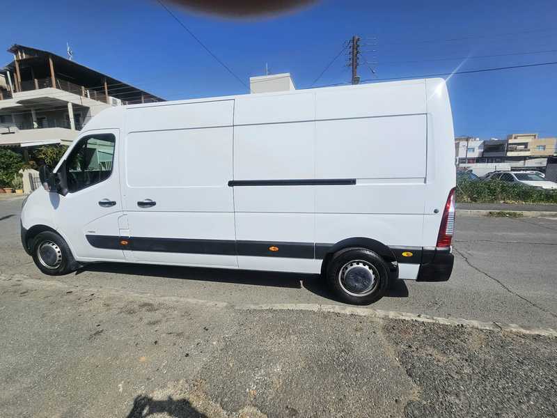 2021 Opel, Vauxhall VX220 2,3L 2021 Cyprus
