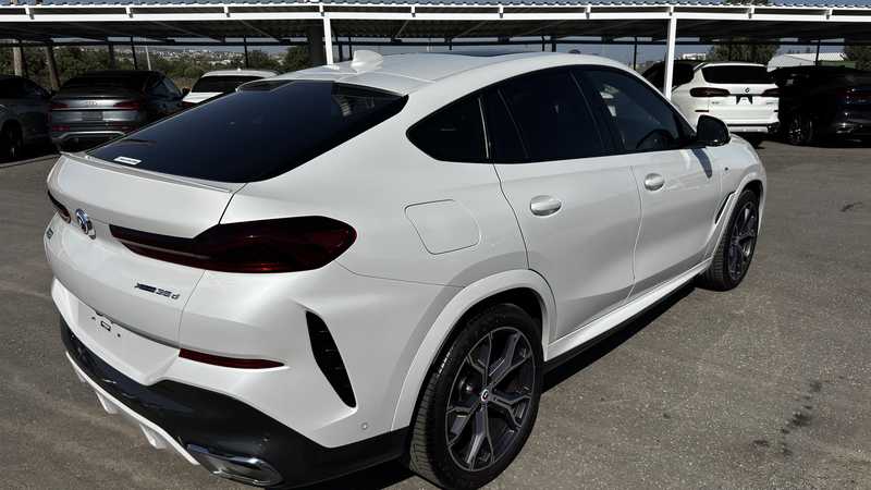 2023 BMW X6 3,0L 2023 Cyprus