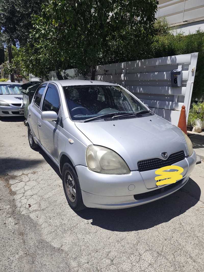 2001 Toyota Vitz 1,0L 2001 Cyprus