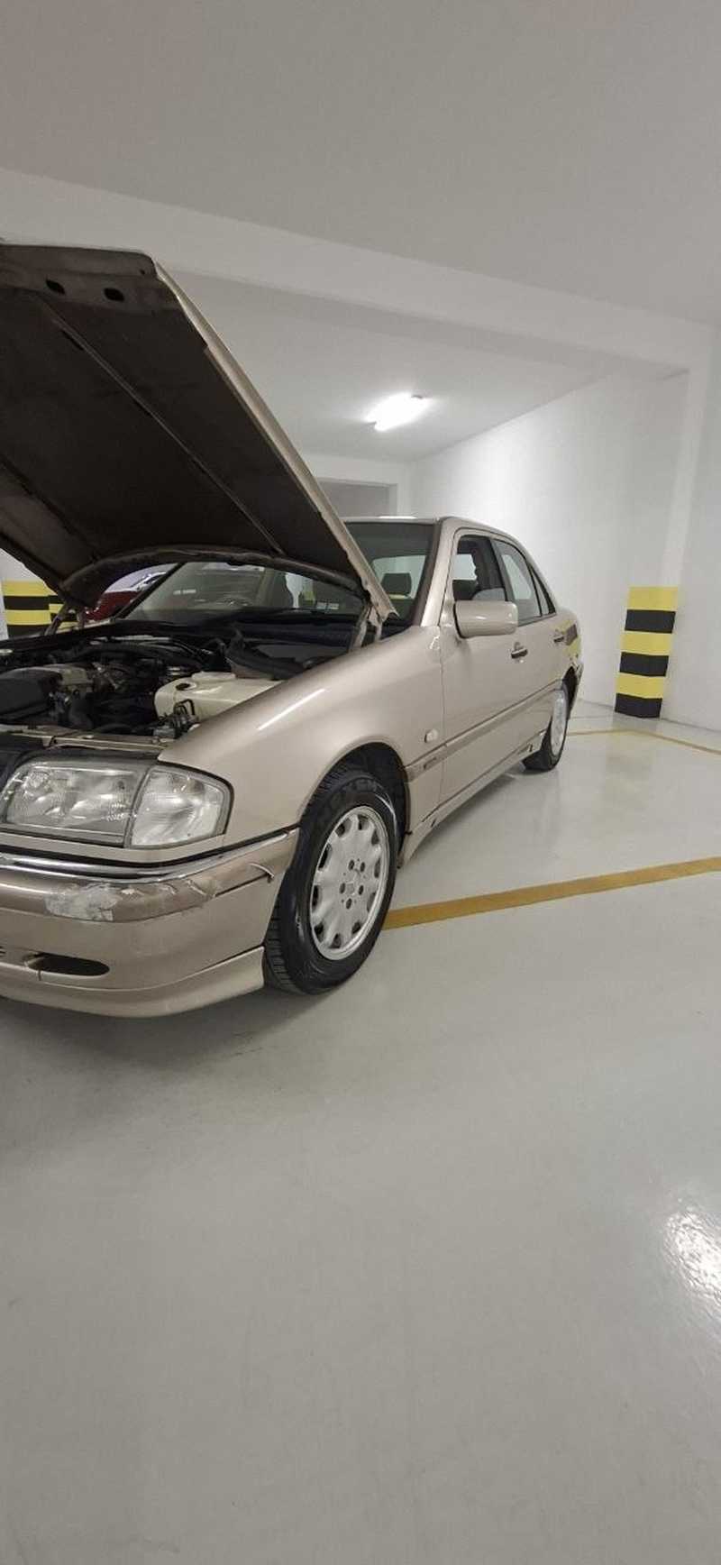 2000 Mercedes-Benz C-Class 2,0L 2000 Cyprus