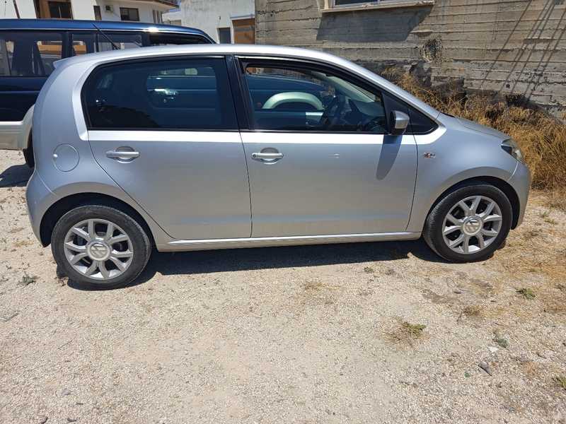 2016 Volkswagen UP 1,0L 2016 Cyprus