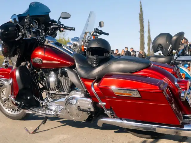 Harley Davidson Street Glide / Electra Glide, Limassol — Limassol - Agia Fyla