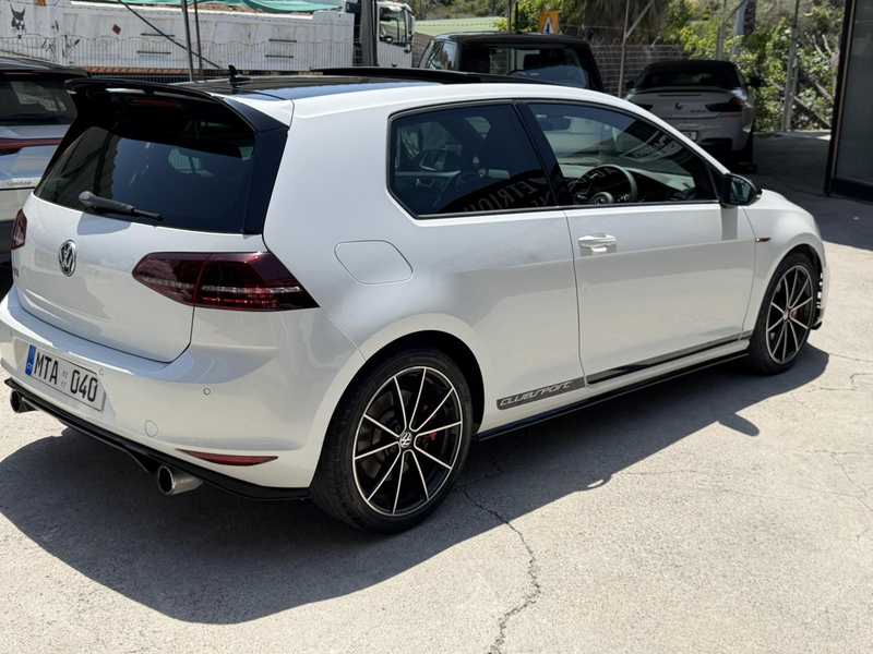 2017 Volkswagen Golf 2,0L 2017 Cyprus