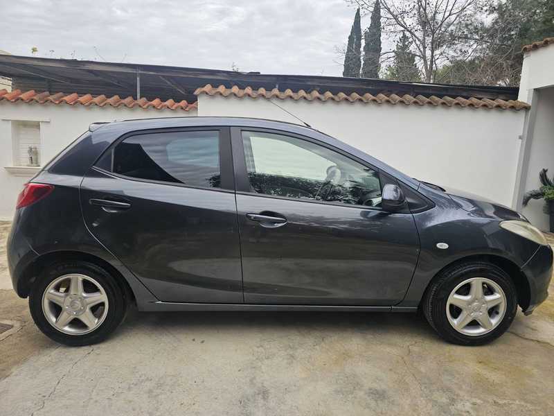 2011 Mazda Demio 1,3L 2011 Cyprus