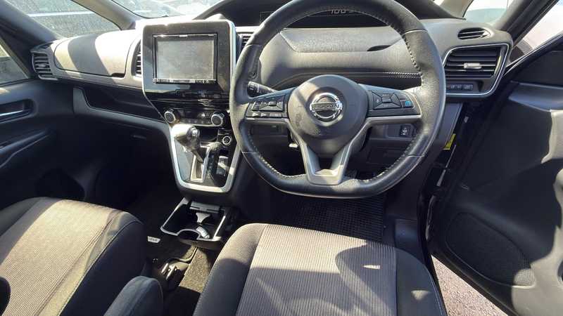2020 Nissan Serena 2,0L 2020 Cyprus