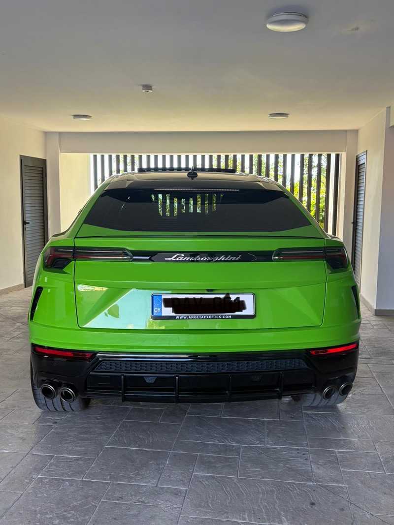 2021 Lamborghini Urus 4,0L 2021 Cyprus