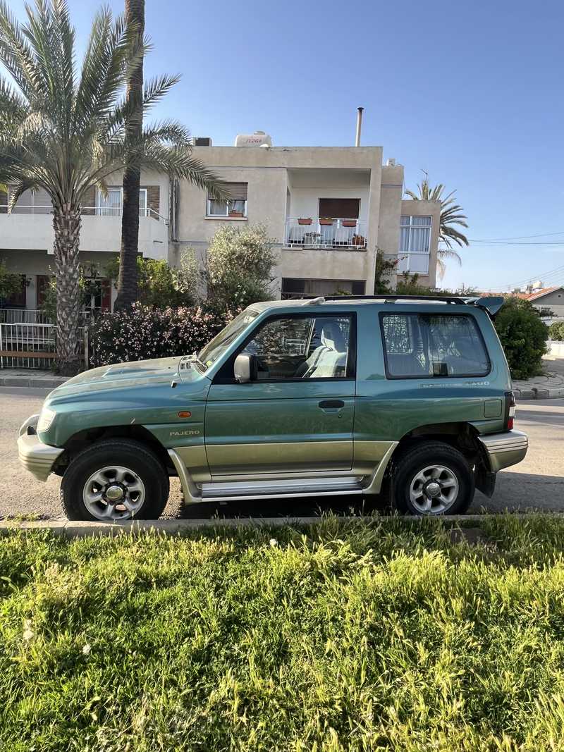 2000 Mitsubishi Pajero 2,8L 2000 Cyprus